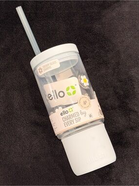 Ello Charmed 18oz Glass Daisy Design Tumbler